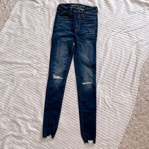 AE super high rise jeggings distressed Size 2 long